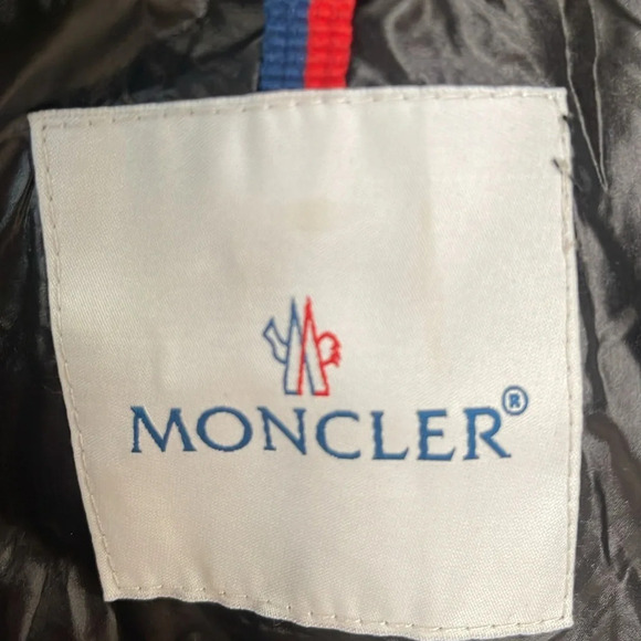 Moncler BAIEL Black Women Quilted Coat Jacket  Small made in Italy - with flaws - Picture 9 of 17